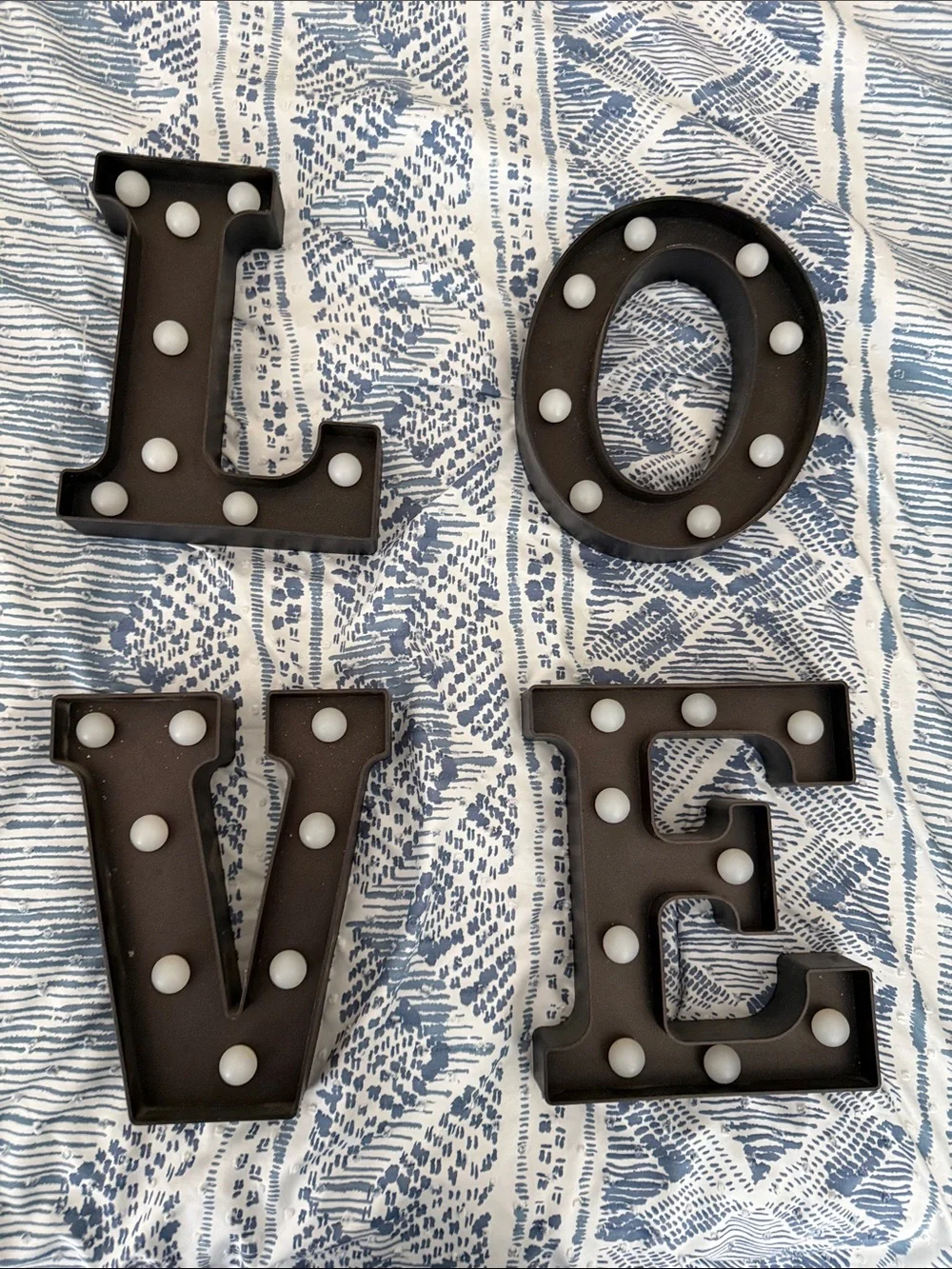 Love Marquee Wall Letters - Black with White Bulbs